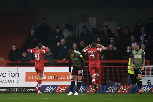 CRAWLEY_COLCHESTER_010122_009